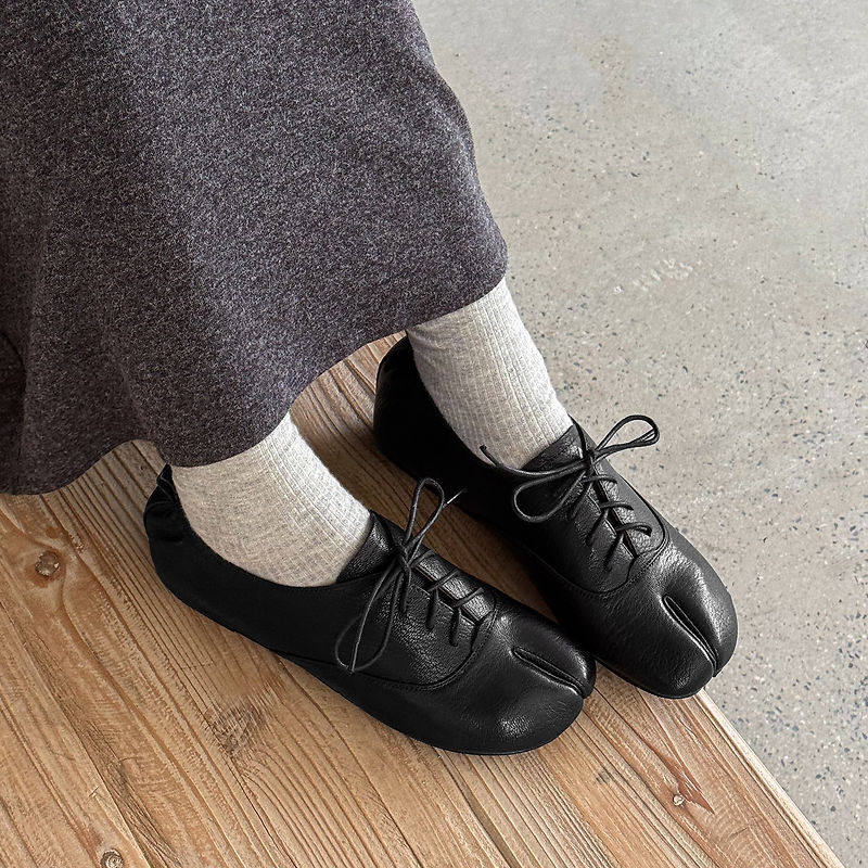 Genuine Leather Sheepskin Tabi - Leather Work Oxfords 评论和价格
